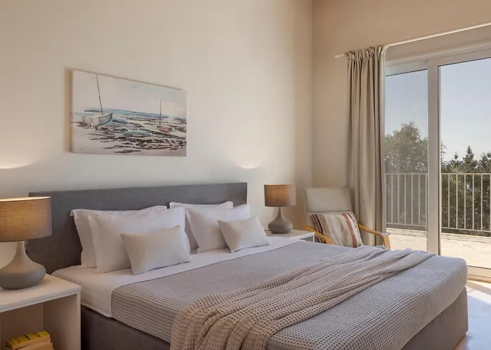 Magganos Sunset Fiskardo