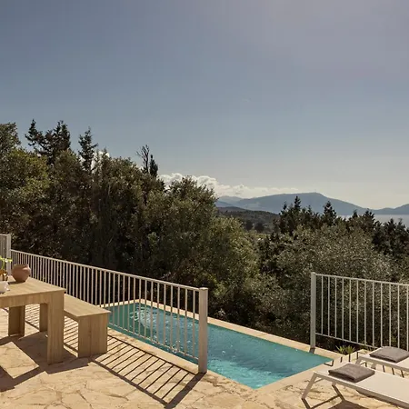 Magganos Sunset Villa *