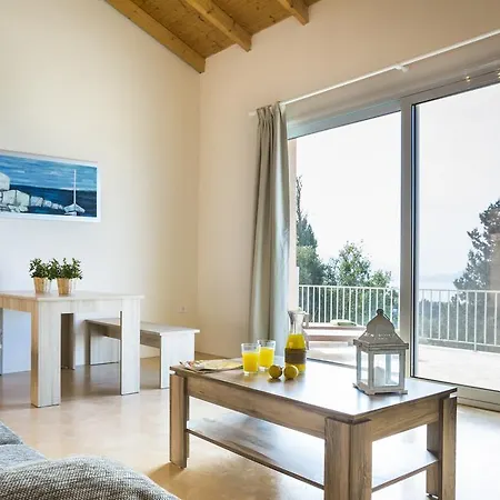 Magganos Sunset Villa *