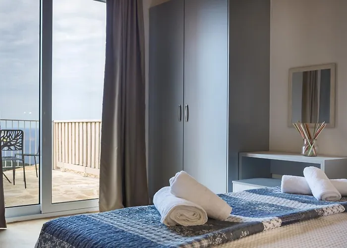 Magganos Sunset Villa