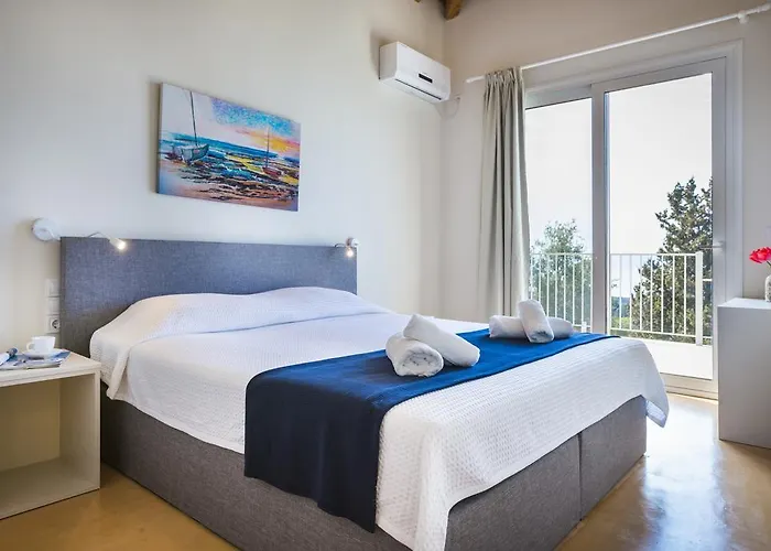 Magganos Sunset Fiskardo