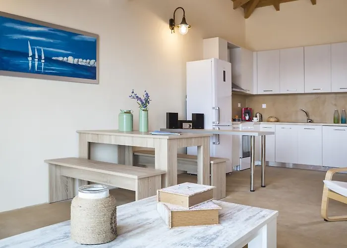 Magganos Sunset Villa *