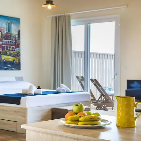 Magganos Sunset Villas Вилла Фискардон