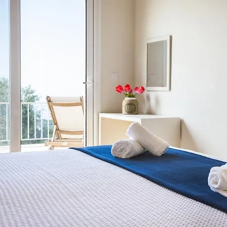 Magganos Sunset Villas *